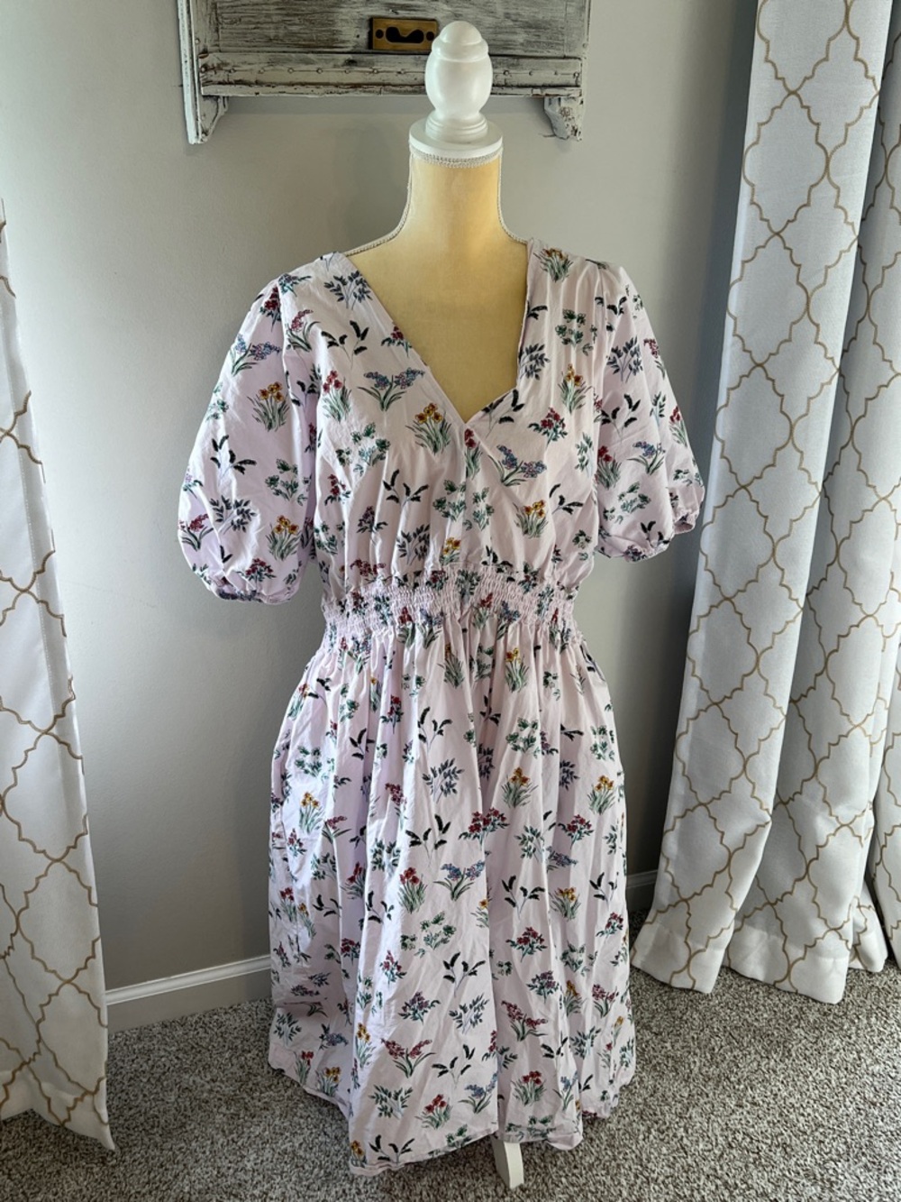 Light Purple Floral Puff-Sleeve Midi Dress